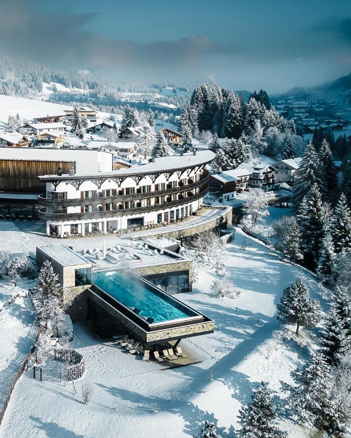 A-Rosa Ifen Hotel Kleinwalsertal Хиршегг Экстерьер фото The Hotel