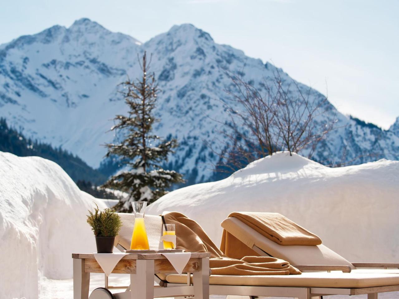 A-Rosa Ifen Hotel Kleinwalsertal Хиршегг Экстерьер фото The 7132 Summit